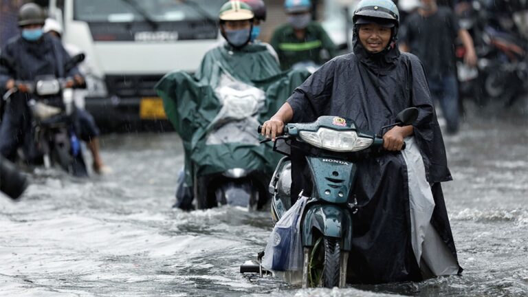 Tin tức thời tiết hôm nay 12.7.2021: Cả nước ngày nắng, chiếu tối cảnh giác mưa giông