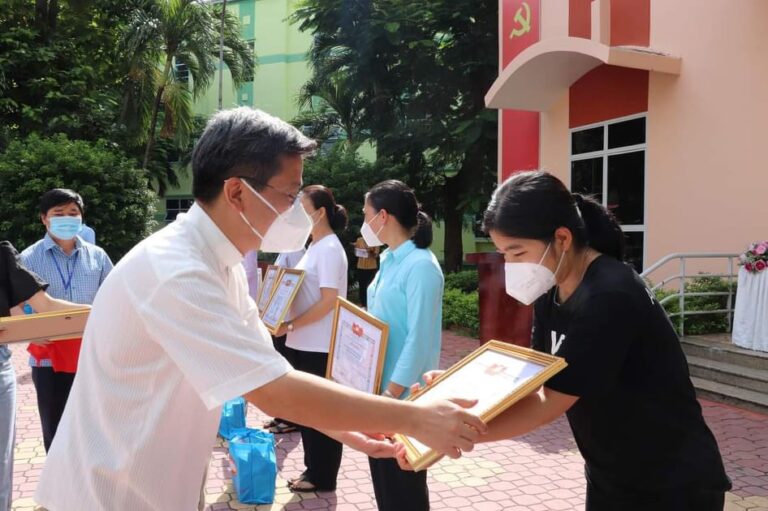 TP.HCM: 102 tình nguyện viên tôn giáo hoàn thành nhiệm vụ tham gia chống dịch Covid-19