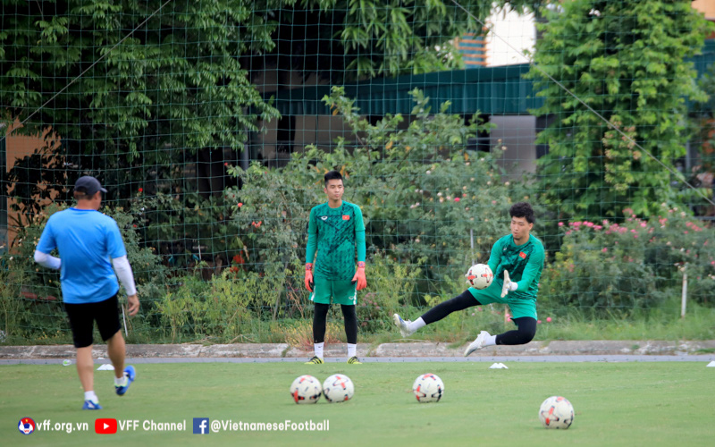 Tiền vệ Văn Trường: “Chiến thuật của thầy Nam khá giống với thầy Gong”