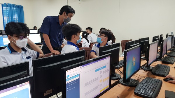 Tin tức giáo dục đặc biệt 24.6: Những lưu ý sau khi biết điểm thi lớp 10