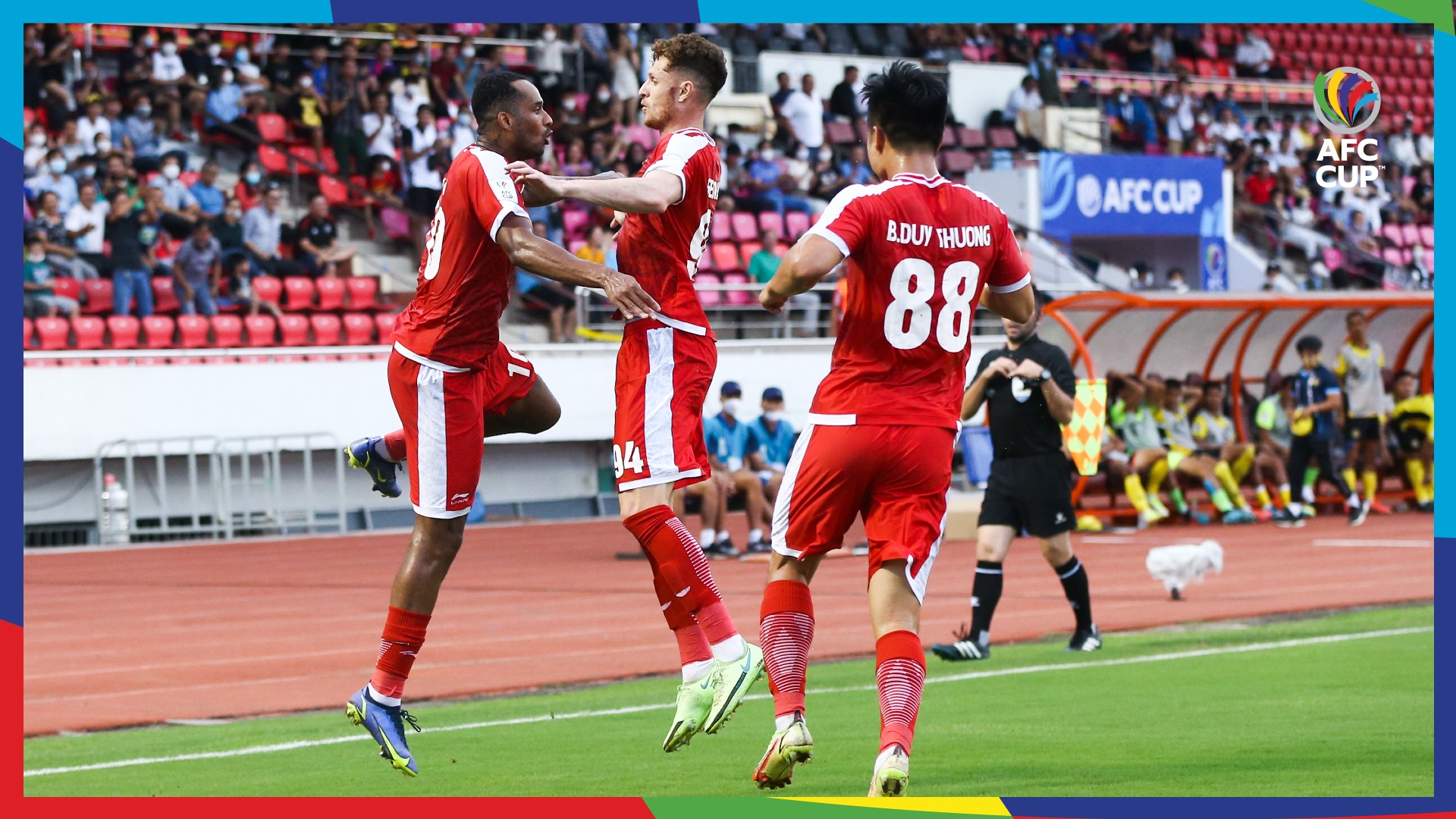 Paulo Pedro lập hat-trick, Viettel ngược dòng thắng đậm Young Elephants FC