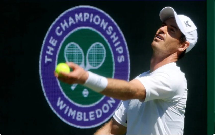 Cựu số 1 thế giới Murray tức giận vì mẹ ruột từng bị tấn công tình dục