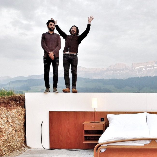 Khách sạn "ngàn sao" cho ngủ ngoài đường, thu 8 triệu đồng/đêm nhưng tại sao vẫn có hàng nghìn người đổ xô đặt phòng? - Ảnh 8. Khách sạn "ngàn sao" cho ngủ ngoài đường, thu 8 triệu đồng/đêm nhưng tại sao vẫn có hàng nghìn người đổ xô đặt phòng? - Ảnh 8.