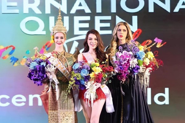 Diện áo dài hay đầm dạ hội, Trân Đài luôn là thí sinh tỏa sáng nhất Miss International Queen 2022