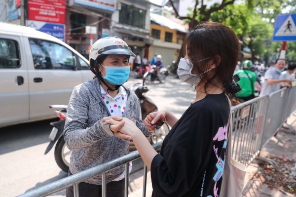 Lo sợ mùa thi đến nỗi ngất xỉu, phải làm thế nào? Lo sợ mùa thi đến nỗi ngất xỉu, phải làm thế nào?