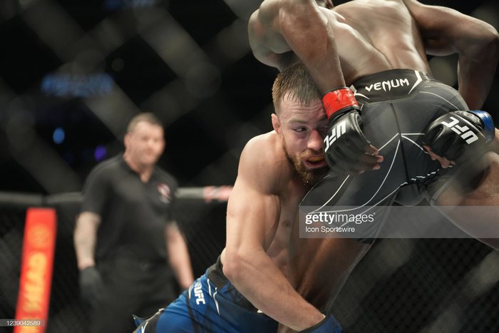 UFC ĐÃ TỪNG HOANG DẠI NHƯ THẾ NÀO? - Ảnh 2.