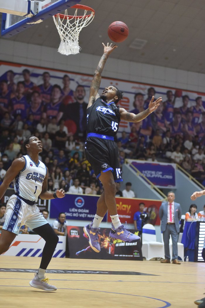 Mất ngoại binh và Việt kiều, Nha Trang Dolphins thất bại trước Hanoi Buffaloes - Ảnh 2.