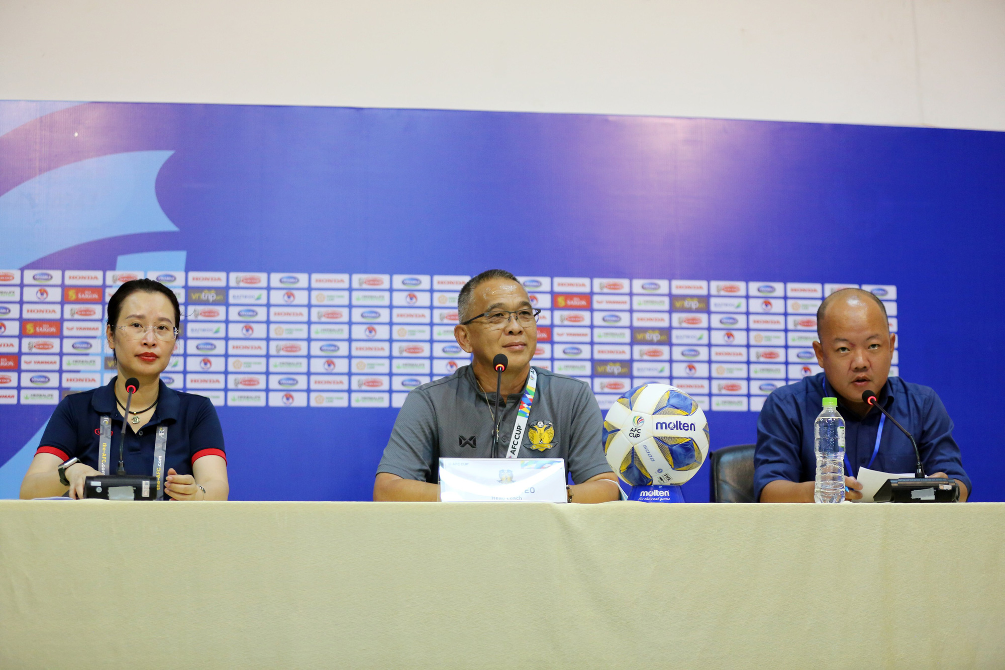 Trợ lý Đặng Thanh Phương: “Viettel tự hào khi đại diện Việt Nam thắng cả 3 trận ở AFC Cup”