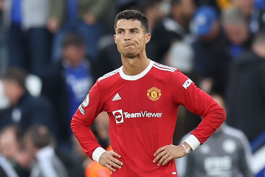 Ronaldo đề nghị MU cho phép ra đi ngay trong hè này