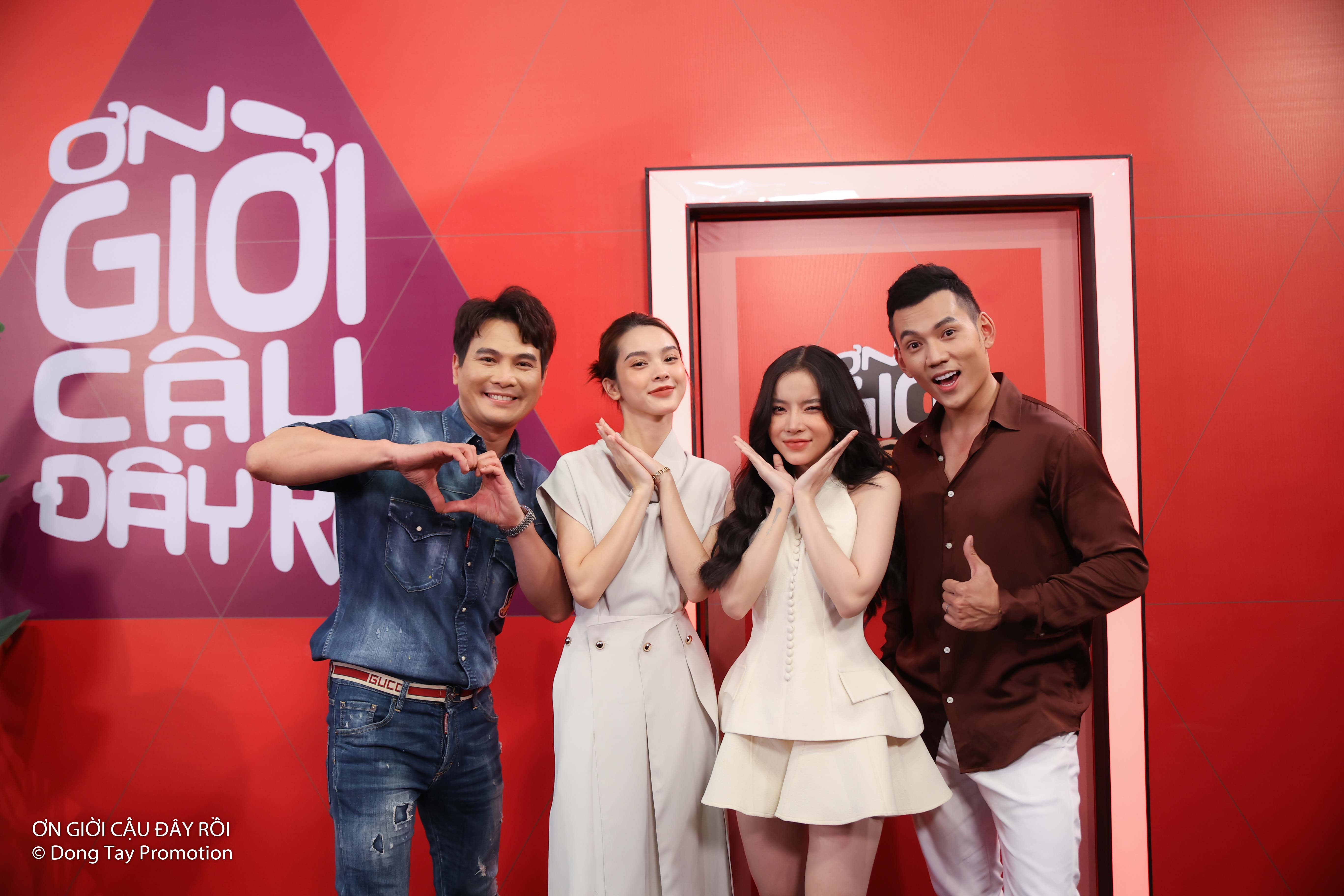 Ơn giời! Cậu đây rồi: Ca sĩ LyLy khiến Trường Giang té ngửa chỉ vì một câu nói Ơn giời! Cậu đây rồi: Ca sĩ LyLy khiến Trường Giang té ngửa chỉ vì một câu nói