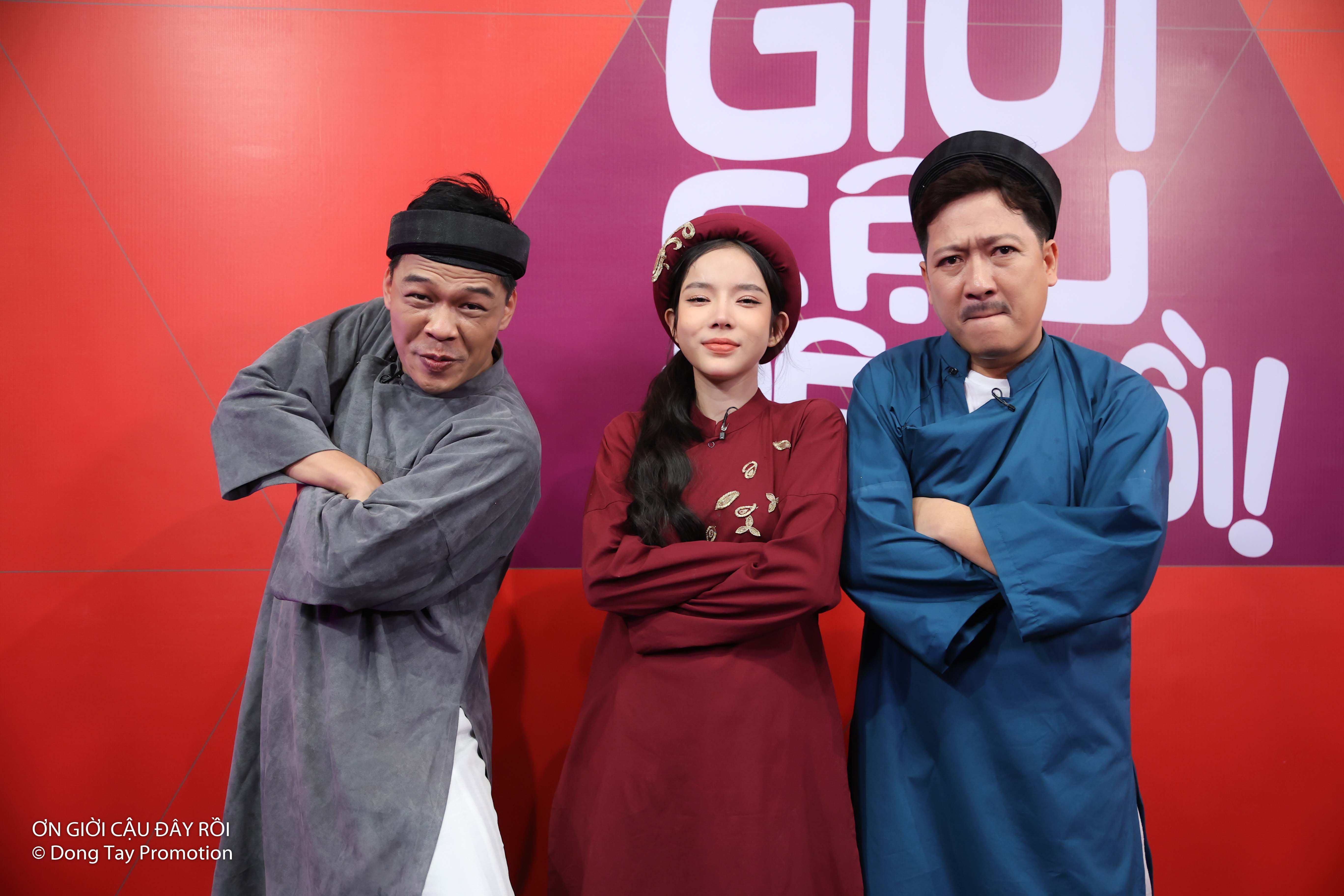 Ơn giời! Cậu đây rồi: Ca sĩ LyLy khiến Trường Giang té ngửa chỉ vì một câu nói Ơn giời! Cậu đây rồi: Ca sĩ LyLy khiến Trường Giang té ngửa chỉ vì một câu nói