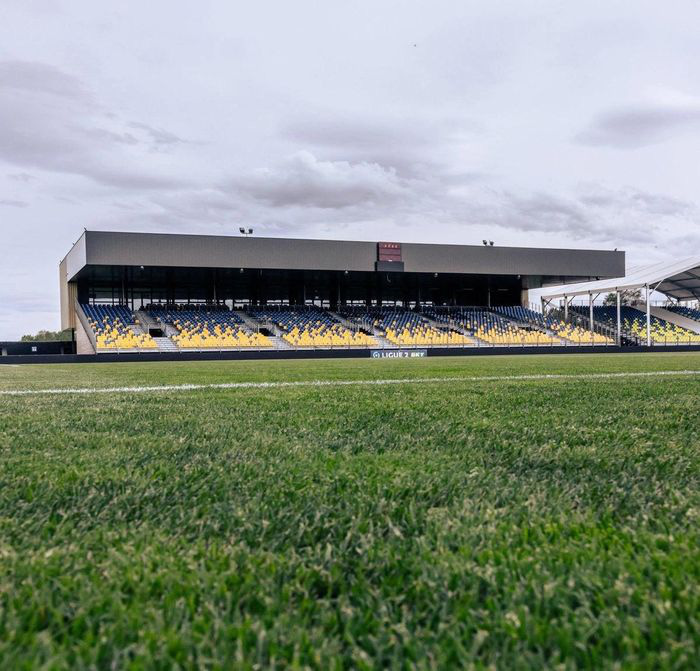 Cận cảnh SVĐ Pau FC, nơi Quang Hải sắp thi đấu Cận cảnh SVĐ Pau FC, nơi Quang Hải sắp thi đấu