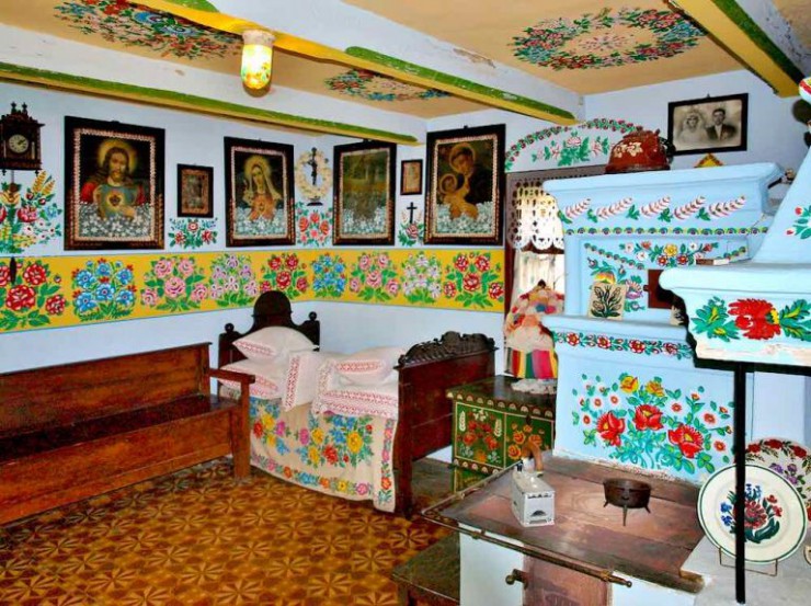 Ngôi làng rực rỡ sắc màu mang vẻ đẹp lạ thường, được ví như "viên ngọc quý ẩn giấu" của đất nước xinh đẹp vùng Trung Âu - Ảnh 4.