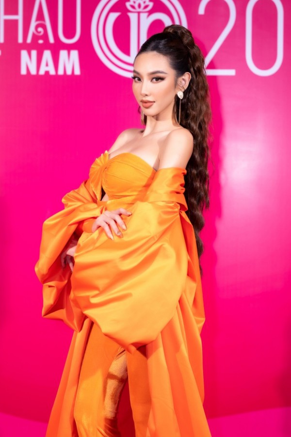 Dàn hoa hậu khoe nhan sắc rạng rỡ tại họp báo Hoa hậu Việt Nam 2022 Dàn hoa hậu khoe nhan sắc rạng rỡ tại họp báo Hoa hậu Việt Nam 2022