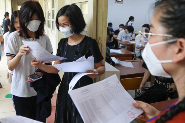 Thi tốt nghiệp THPT 2022: Bộ trưởng GD-ĐT yêu cầu sẵn sàng cho mọi tình huống