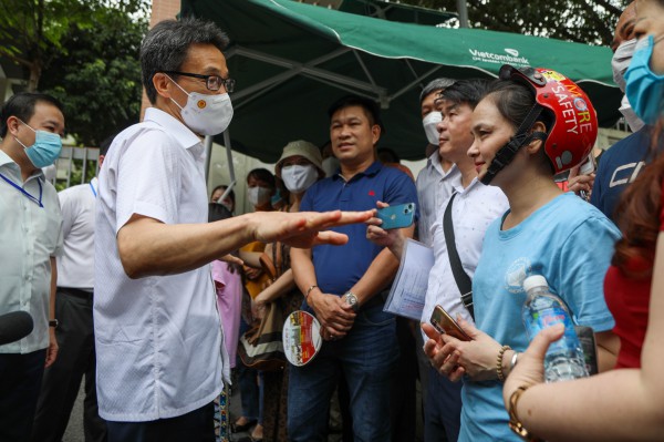 Phó thủ tướng Vũ Đức Đam thị sát kỳ thi THPT năm 2022 Phó thủ tướng Vũ Đức Đam thị sát kỳ thi THPT năm 2022