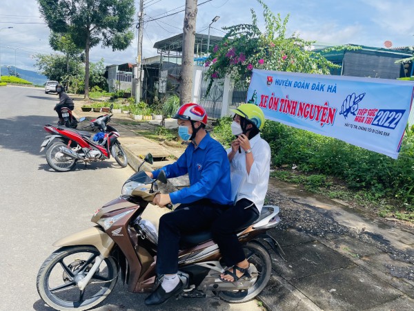 Thi tốt nghiệp THPT: Thí sinh U40 tự tin với môn ngữ văn