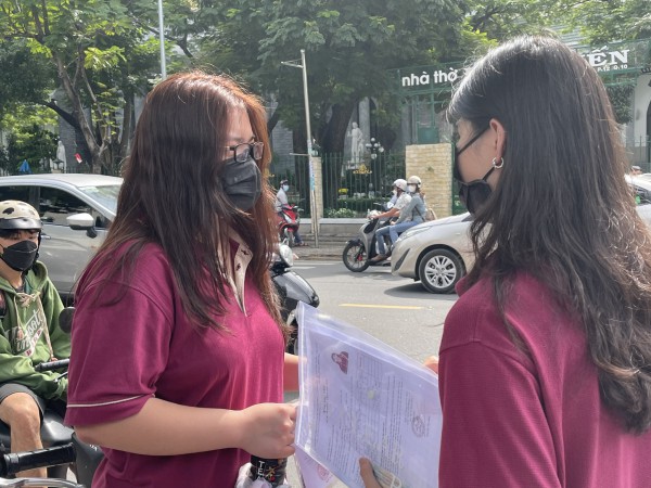 Đề thi ngữ văn tốt nghiệp THPT: Thí sinh nói dễ, thủ khoa nhận xét gì?