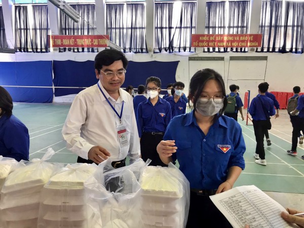 Thi tốt nghiệp THPT 2022: 4.500 suất ăn trưa miễn phí dành cho thí sinh Cần Thơ