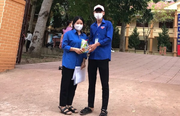 Những bữa sáng cho thí sinh miền núi trước khi vào phòng thi