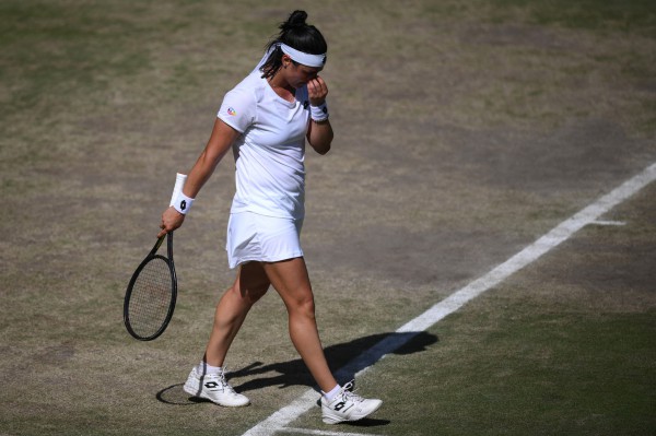 Elena Rybakina thắng ngược Ons Jabeur để đăng quang Wimbledon 2022