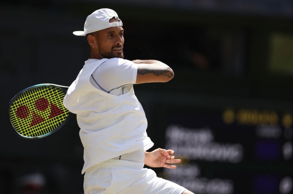 Wimbledon 2022: Thắng Kyrgios 3-1, Djokovic có Grand Slam thứ 21 Wimbledon 2022: Thắng Kyrgios 3-1, Djokovic có Grand Slam thứ 21