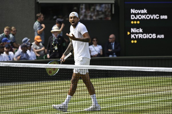 Wimbledon 2022: Thắng Kyrgios 3-1, Djokovic có Grand Slam thứ 21 Wimbledon 2022: Thắng Kyrgios 3-1, Djokovic có Grand Slam thứ 21