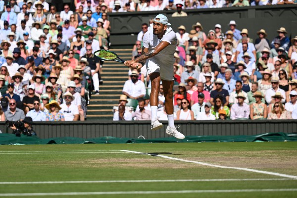 Wimbledon 2022: Thắng Kyrgios 3-1, Djokovic có Grand Slam thứ 21 Wimbledon 2022: Thắng Kyrgios 3-1, Djokovic có Grand Slam thứ 21