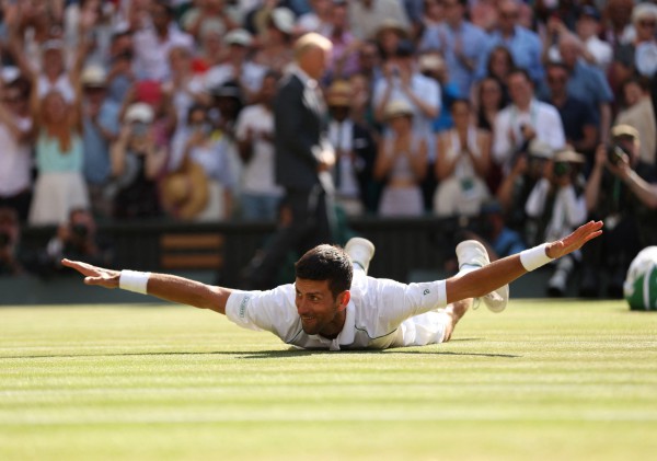 Wimbledon 2022: Thắng Kyrgios 3-1, Djokovic có Grand Slam thứ 21 Wimbledon 2022: Thắng Kyrgios 3-1, Djokovic có Grand Slam thứ 21