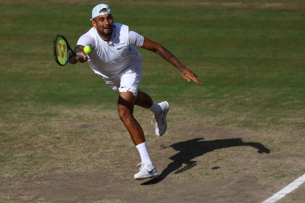 Wimbledon 2022: Thắng Kyrgios 3-1, Djokovic có Grand Slam thứ 21 Wimbledon 2022: Thắng Kyrgios 3-1, Djokovic có Grand Slam thứ 21