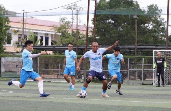 FC LQ BCA vô địch giải tứ hùng Cúp Báo Thanh Niên FC LQ BCA vô địch giải tứ hùng Cúp Báo Thanh Niên