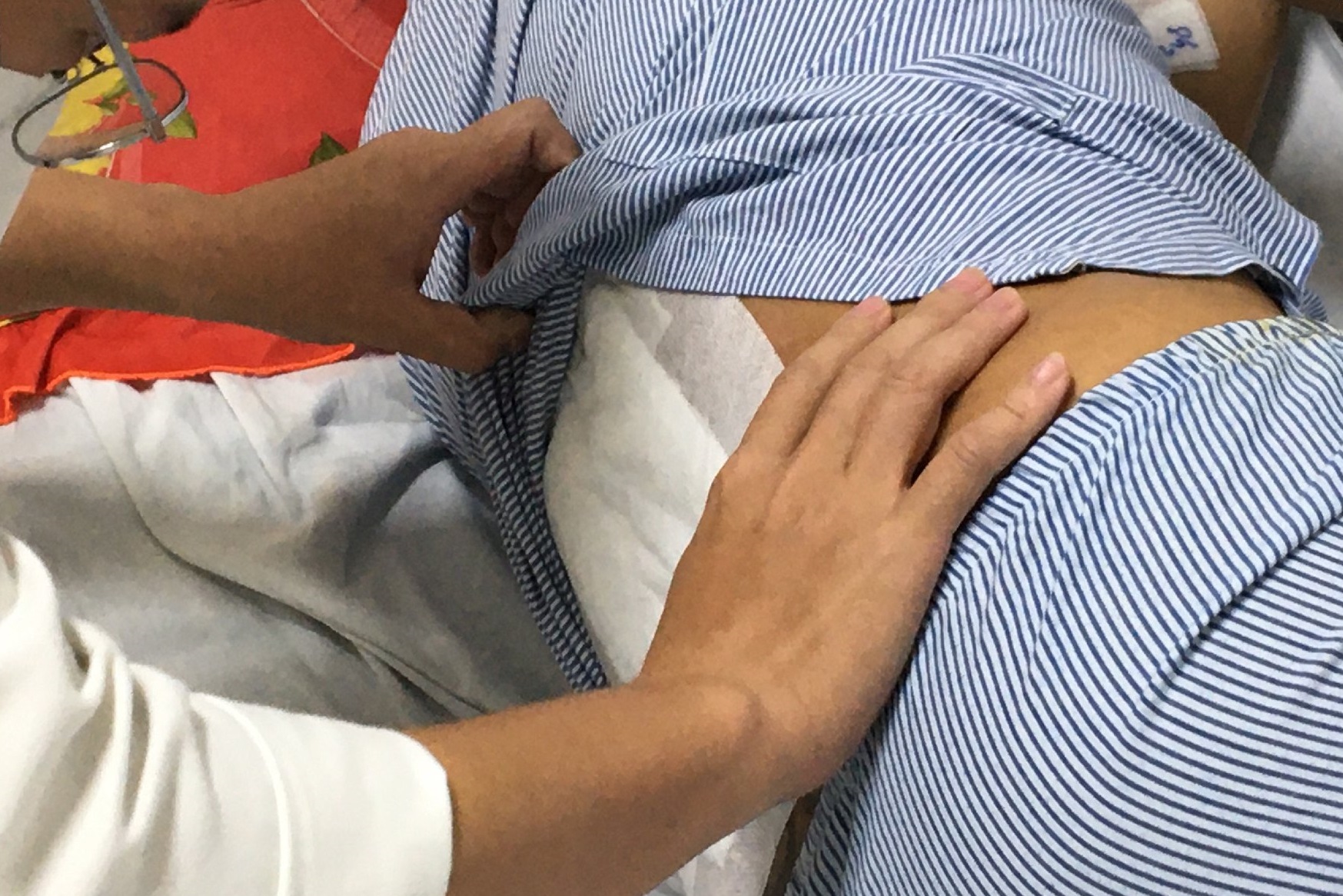 Trâu húc nguy kịch - nhiều bệnh nhân được cấp cứu kịp thời