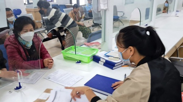 Đà Nẵng: Công chức nghỉ việc vì lương chỉ 4 - 5 triệu đồng, nhiều người phải làm thêm