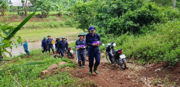 Quảng Trị: Cất bốc 4 hài cốt liệt sĩ ở giữa ruộng lúa