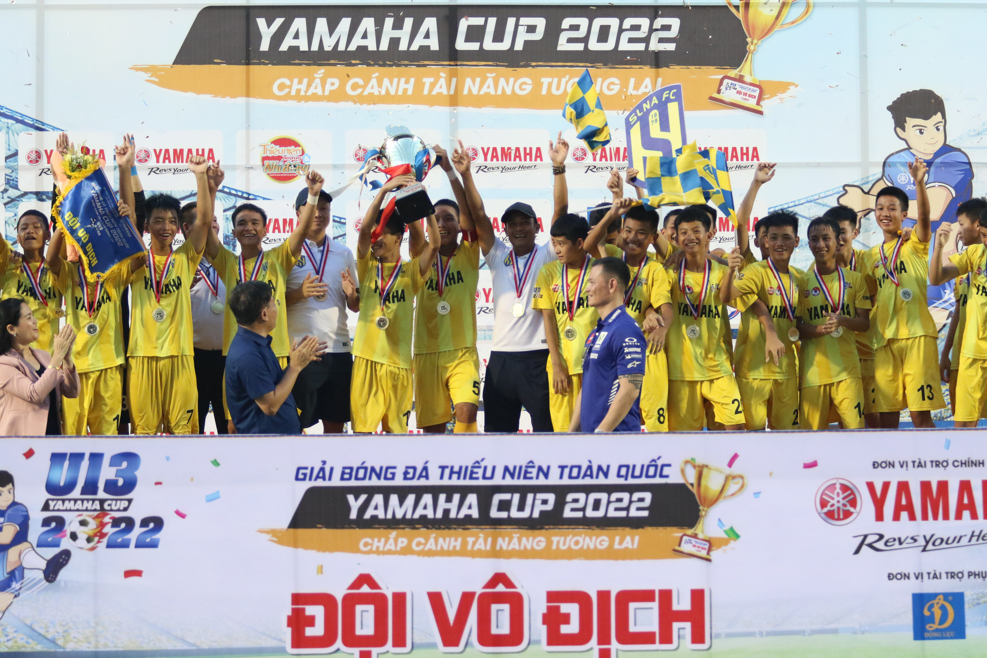 U13 Sông Lam Nghệ An vô địch giải Thiếu niên U13 Toàn quốc 2022 U13 Sông Lam Nghệ An vô địch giải Thiếu niên U13 Toàn quốc 2022