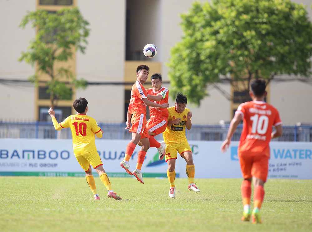 Vòng 7 LS V.League 2-2022: CLB CAND chiếm đỉnh bảng