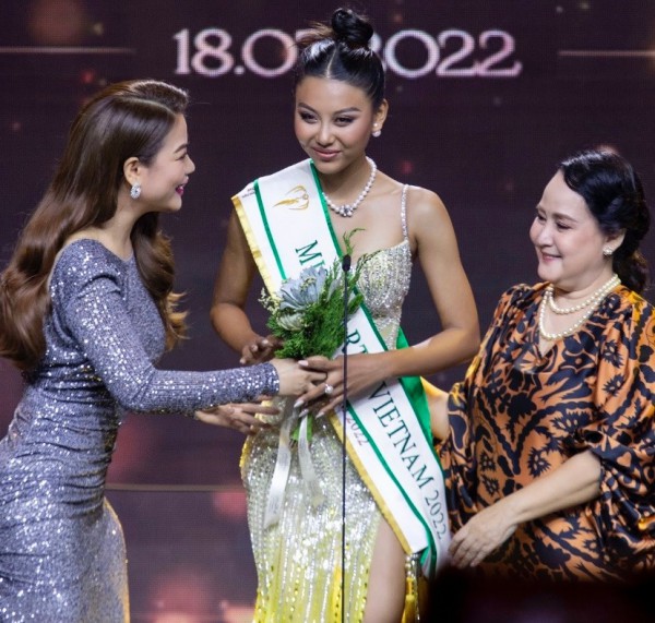 Trương Ngọc Ánh tiết lộ lý do tổ chức Miss Earth 2023, vì sao chọn Thạch Thu Thảo?