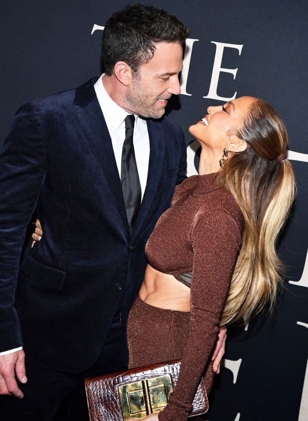 Chuyện tình 20 năm của Jennifer Lopez và Ben Affleck qua ảnh