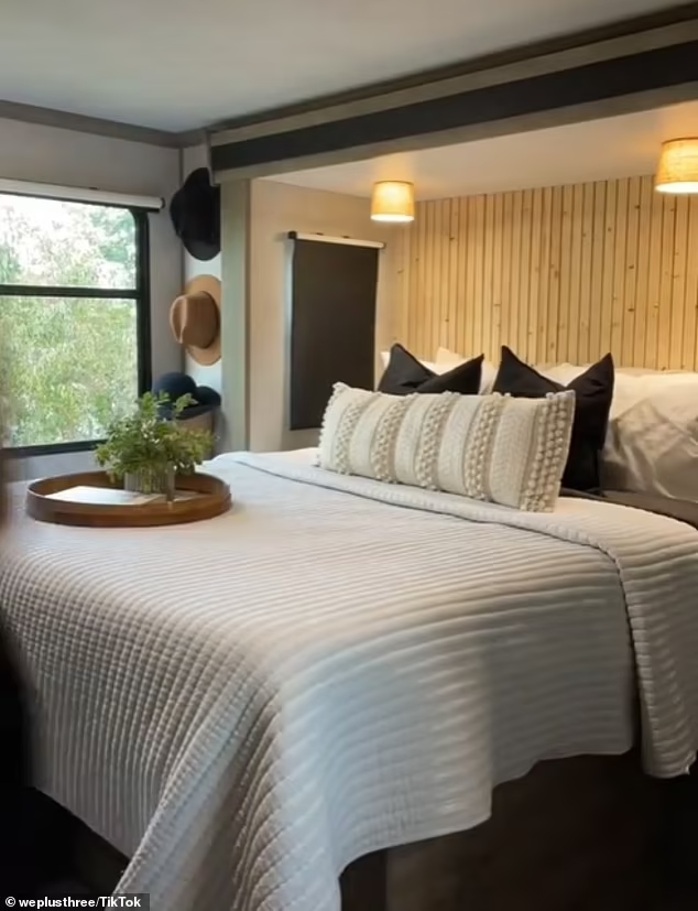 Bán hết nhà cửa, đất đai, gia đình 5 người chi 55.000 USD biến chiếc motorhome thành tổ ấm trong mơ - Ảnh 7. Bán hết nhà cửa, đất đai, gia đình 5 người chi 55.000 USD biến chiếc motorhome thành tổ ấm trong mơ - Ảnh 7.