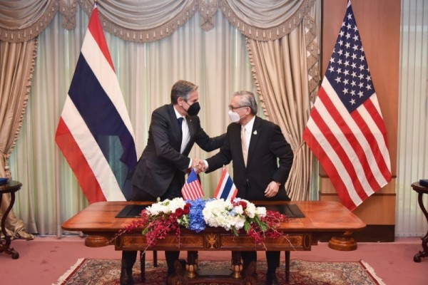 Ngoại giao “cây tre” của Thái Lan trong quan hệ với các siêu cường