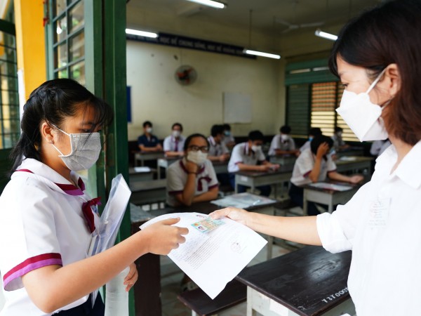 Tin tức giáo dục đặc biệt 21.7: Những cảnh báo khi đăng ký xét tuyển đại học