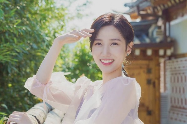 "Nữ luật sư kỳ lạ" Park Eun Bin: Là diễn viên nhưng sợ xem phim, từng giả trai cực ấn tượng