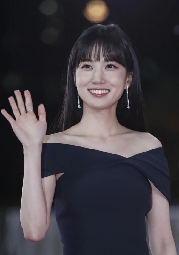 "Nữ luật sư kỳ lạ" Park Eun Bin: Là diễn viên nhưng sợ xem phim, từng giả trai cực ấn tượng