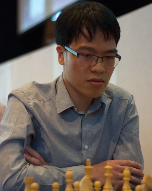 Lê Quang Liêm chạm tay vào danh hiệu vô địch Festival cờ vua Biel