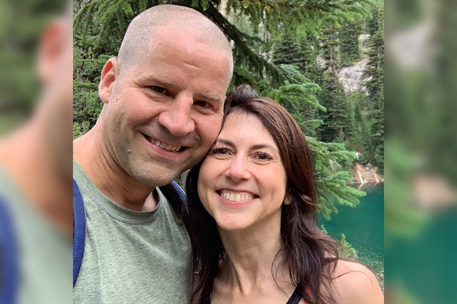 Điểm chung cực đáng trân trọng trong cách dùng đồng tiền của nhiều tài phiệt, tỷ phú: Cách bạn tiêu tiền cũng quan trọng như cách bạn kiếm vậy!  - Ảnh 4.