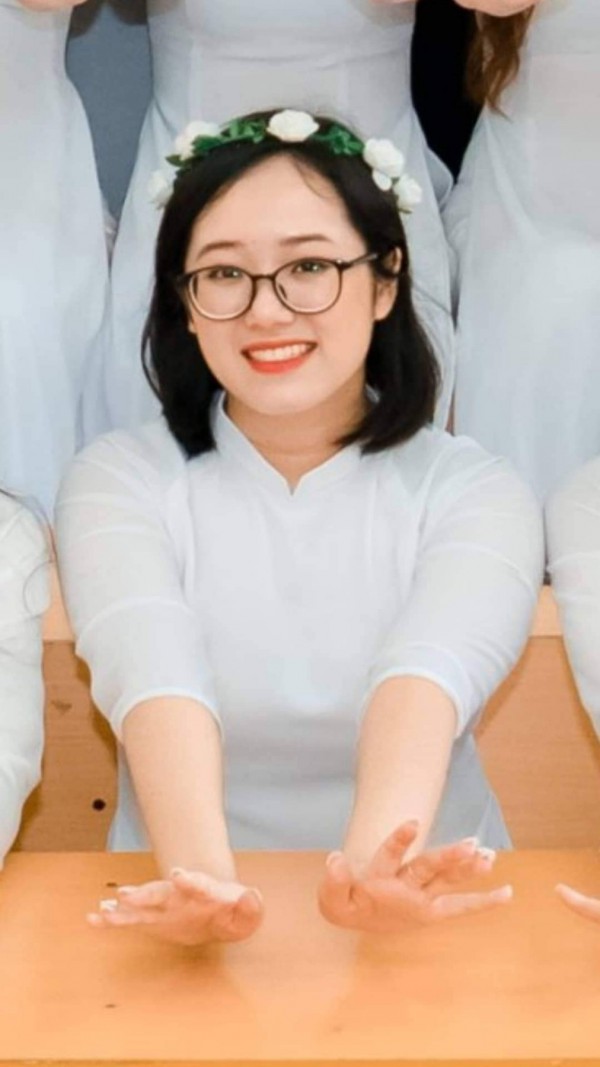 Nữ sinh trường huyện ‘nghe giảng trên TikTok’ thành thủ khoa Phú Thọ