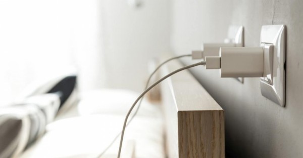 Sai lầm nên tránh khi sạc pin điện thoại