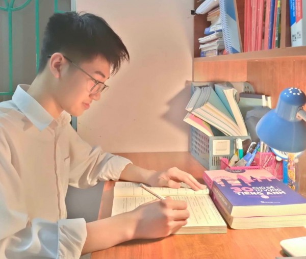 Thủ khoa khối D7 toàn quốc ‘dùng tiếng Anh học toán’ đạt điểm 10 toán Thủ khoa khối D7 toàn quốc ‘dùng tiếng Anh học toán’ đạt điểm 10 toán