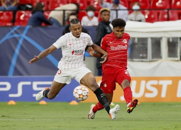 Barcelona tiếp tục ‘chơi trội’ khi chính thức chiêu mộ tài năng người Pháp Barcelona tiếp tục ‘chơi trội’ khi chính thức chiêu mộ tài năng người Pháp