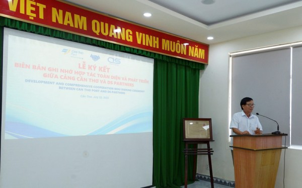 Cảng Cần Thơ hợp tác phát triển hoàn thiện hạ tầng logistics Cảng Cần Thơ hợp tác phát triển hoàn thiện hạ tầng logistics